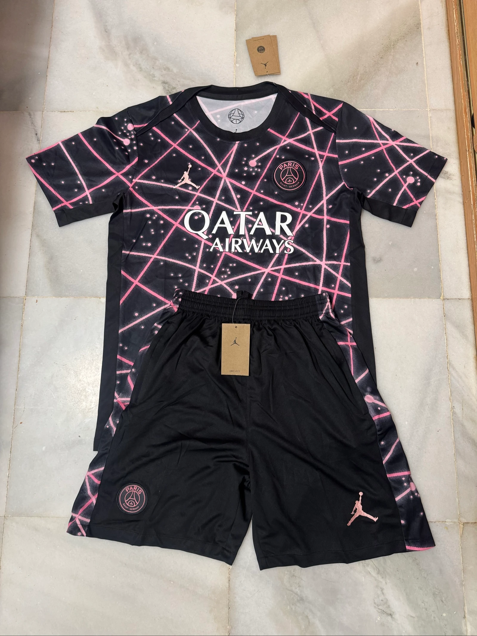 Equipación PSG negra y morada 